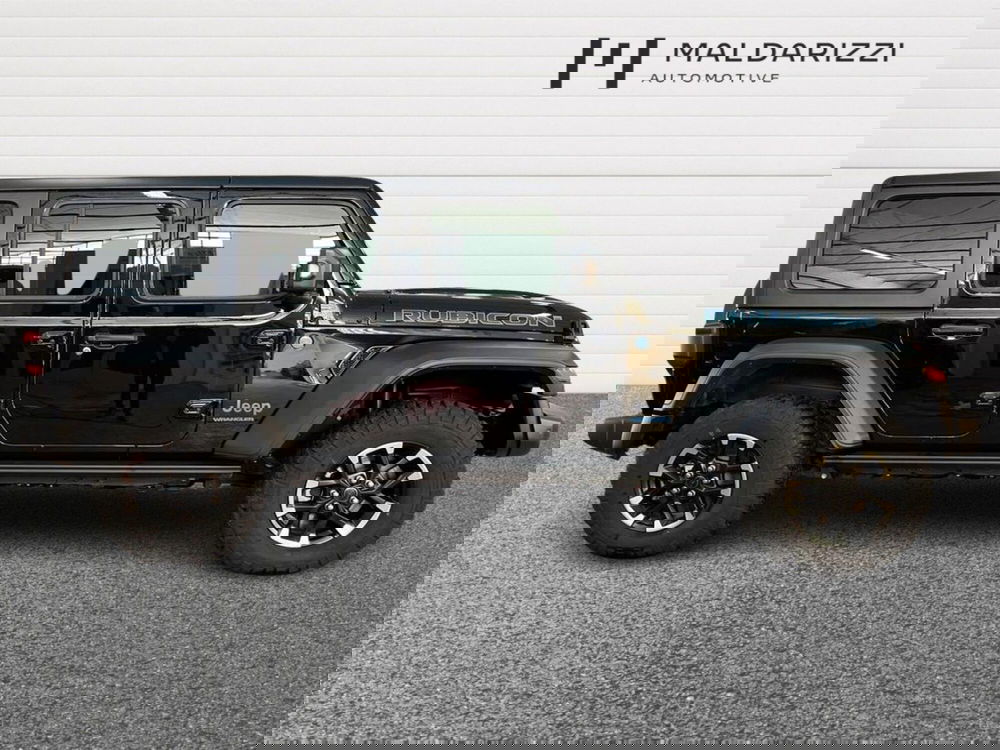 Jeep Wrangler Unlimited usata a Bari (5)