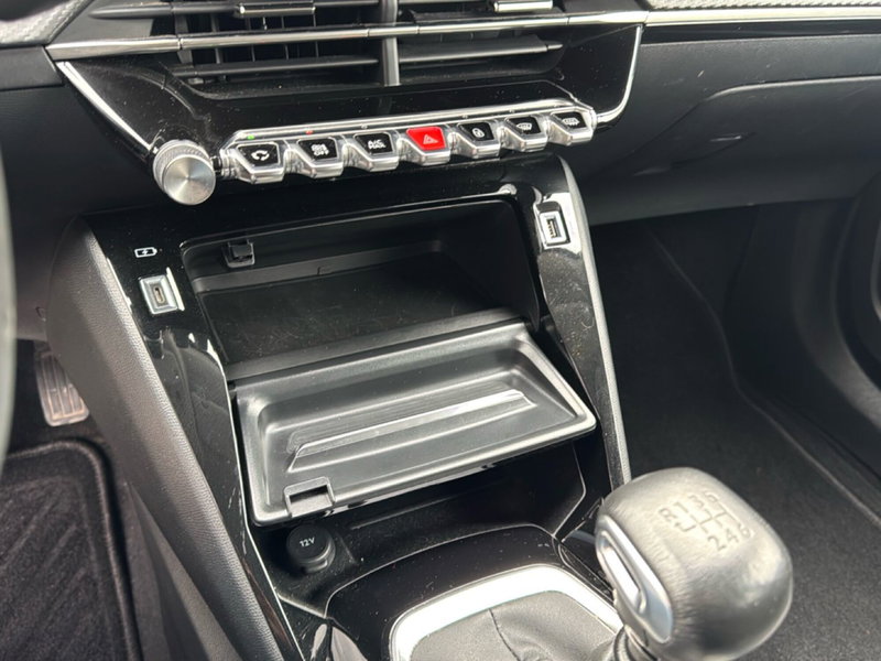 Peugeot 208 usata a Ferrara (12)