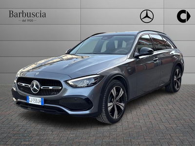 Mercedes-Benz Classe C Station Wagon All-Terrain 220 d mhev Premium Plus 4matic auto del 2022 usata a Montesilvano