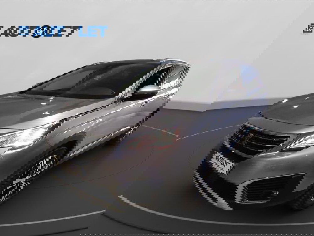 Peugeot 5008 usata a Genova