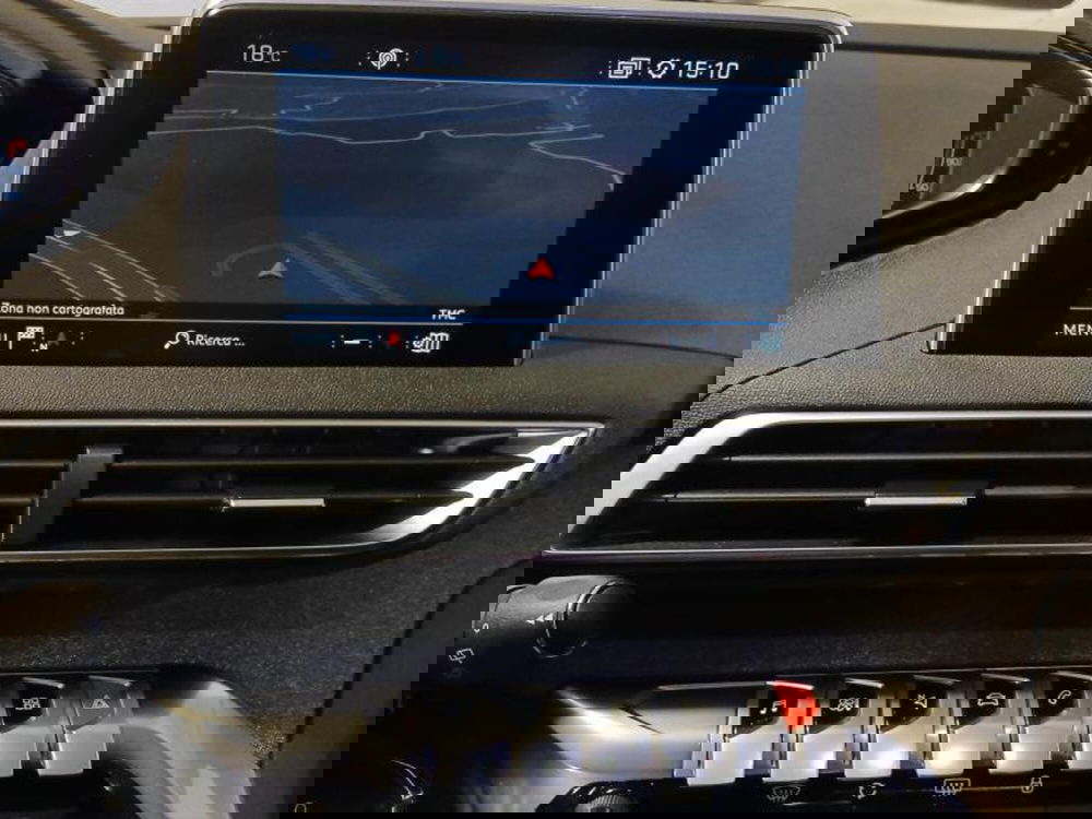 Peugeot 5008 usata a Genova (15)