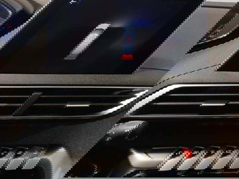 Peugeot 5008 usata a Genova (16)