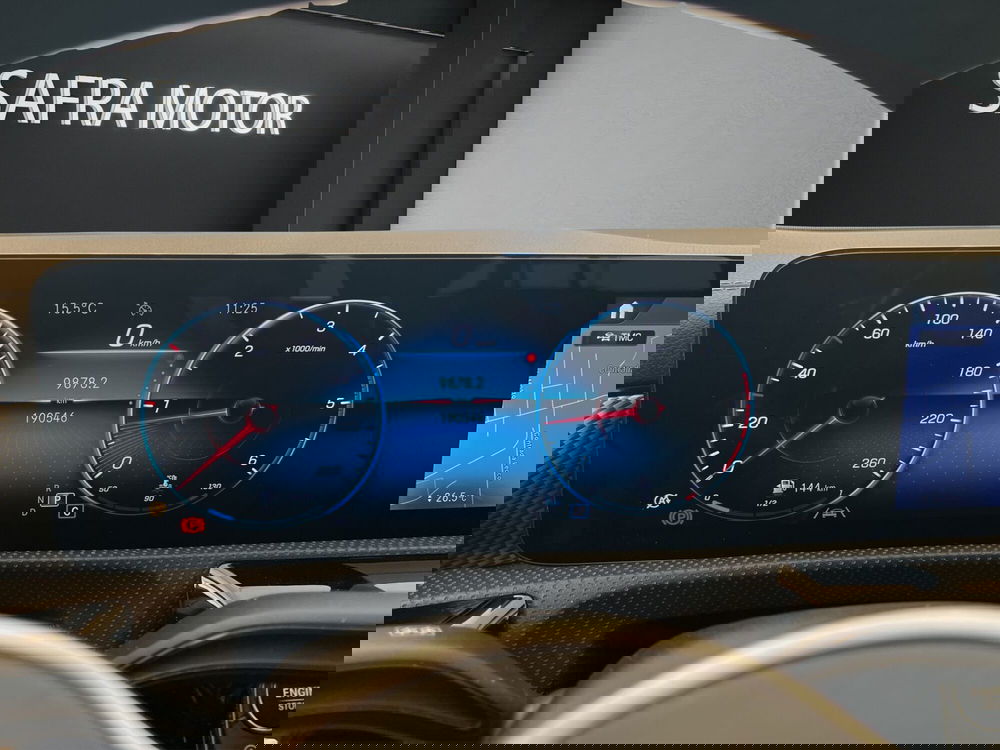 Mercedes-Benz CLA Shooting Brake usata a Cosenza (11)