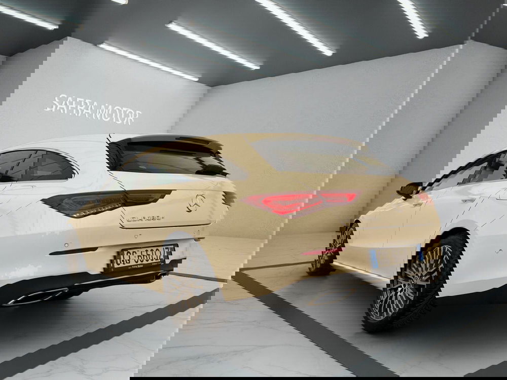 Mercedes-Benz CLA Shooting Brake usata a Cosenza (4)
