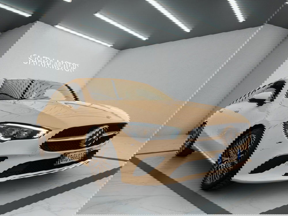 Mercedes-Benz CLA Shooting Brake usata a Cosenza (8)