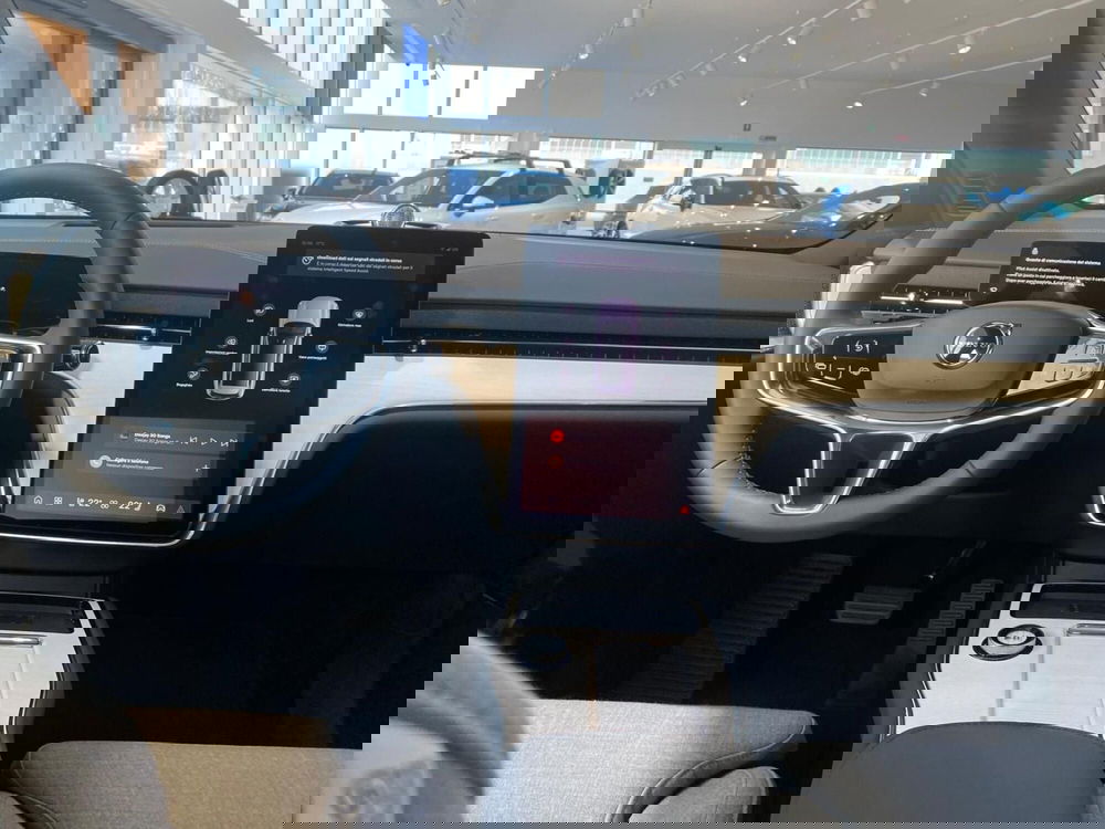 Volvo EX90 nuova a Como (14)