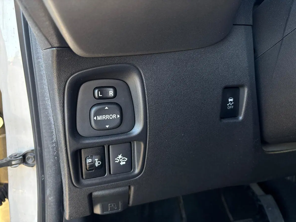 Toyota Aygo usata a Vercelli (12)