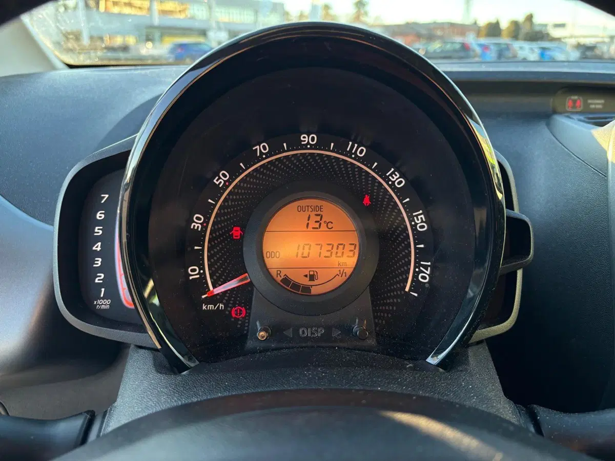 Toyota Aygo usata a Vercelli (6)