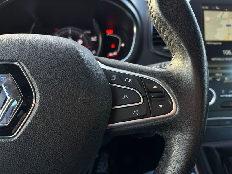 Renault Scénic usata a Vercelli (17)