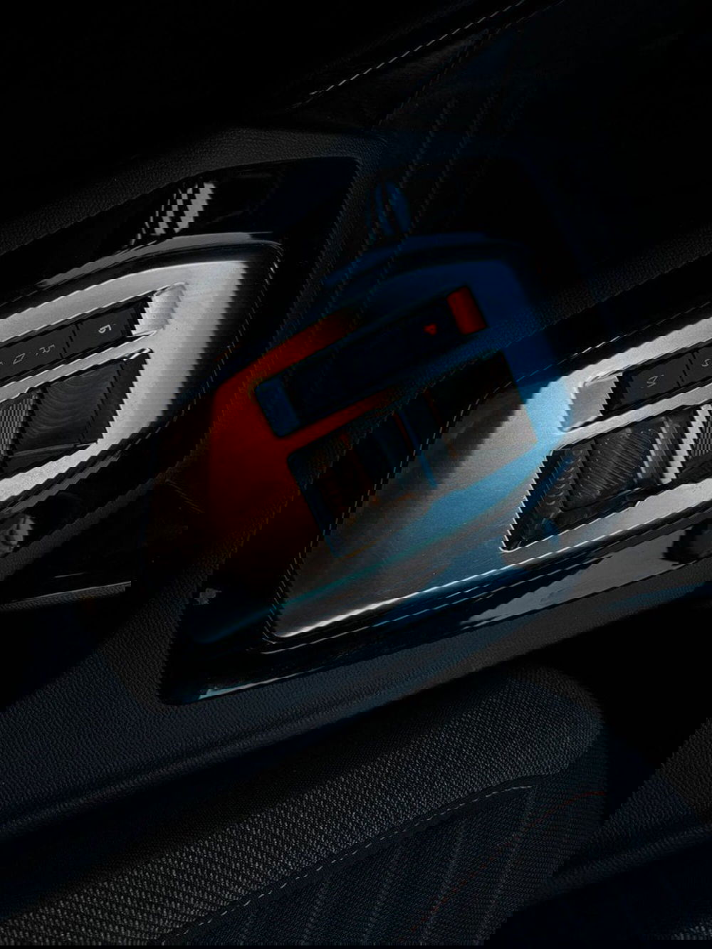 Peugeot 208 usata a Vercelli (4)