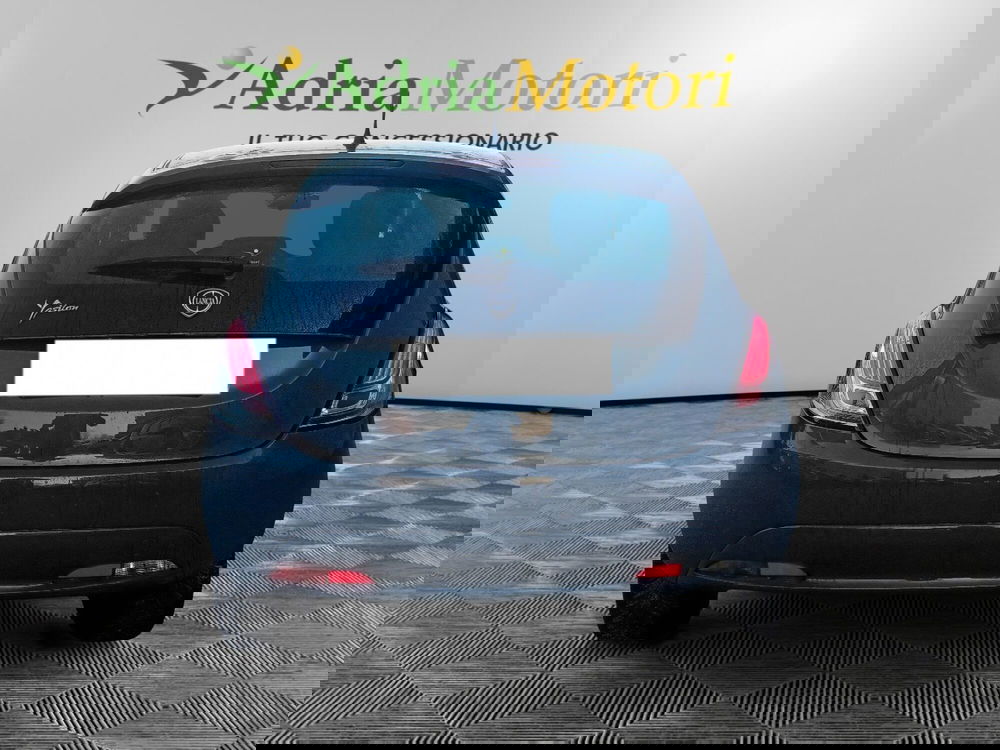 Lancia Ypsilon usata a Pordenone (4)