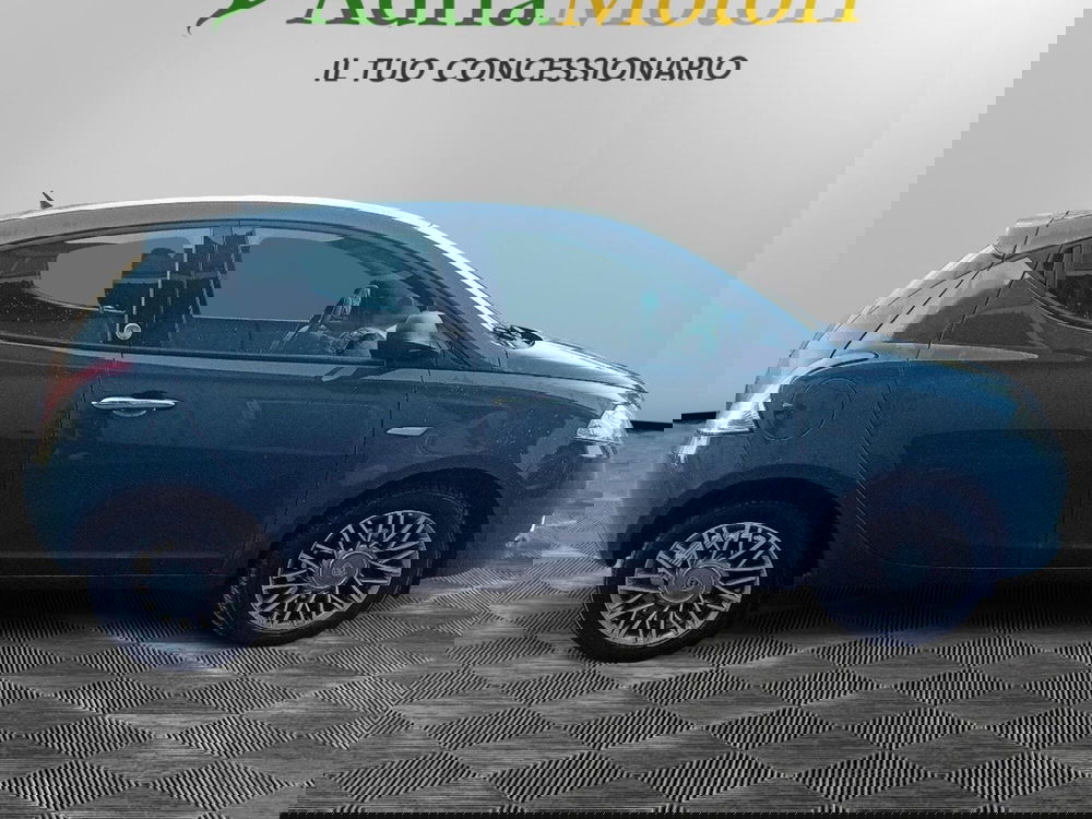 Lancia Ypsilon usata a Pordenone (6)