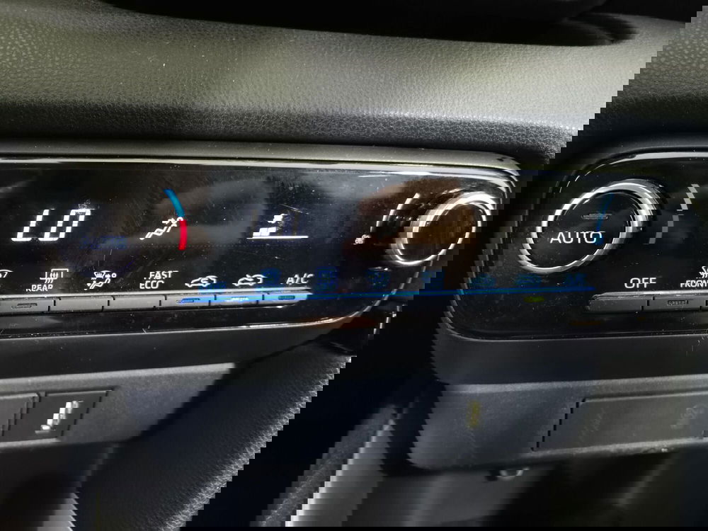 Toyota Yaris usata a Salerno (14)