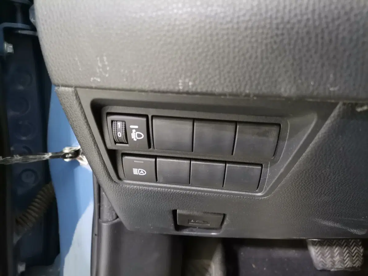 Toyota Yaris usata a Salerno (16)