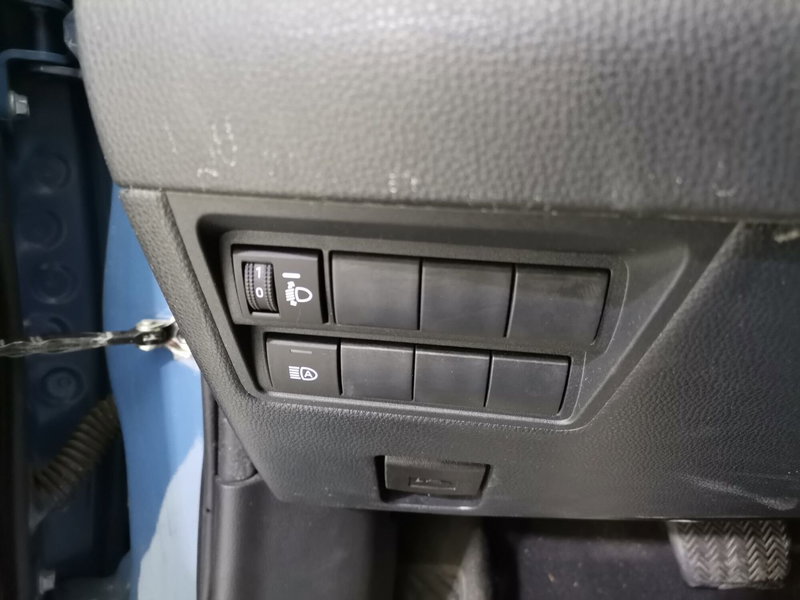 Toyota Yaris usata a Salerno (16)