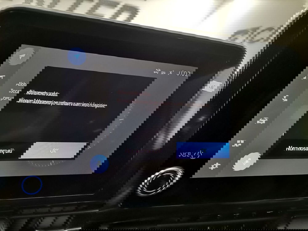 Toyota Toyota C-HR nuova a Salerno (17)