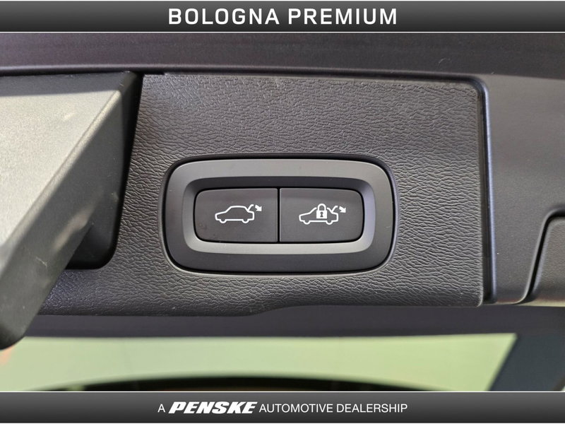 Volvo XC60 usata a Bologna (11)