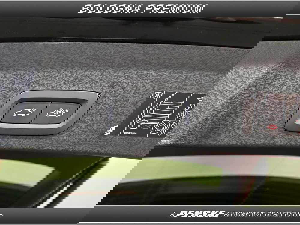 Volvo XC40 usata a Bologna (11)