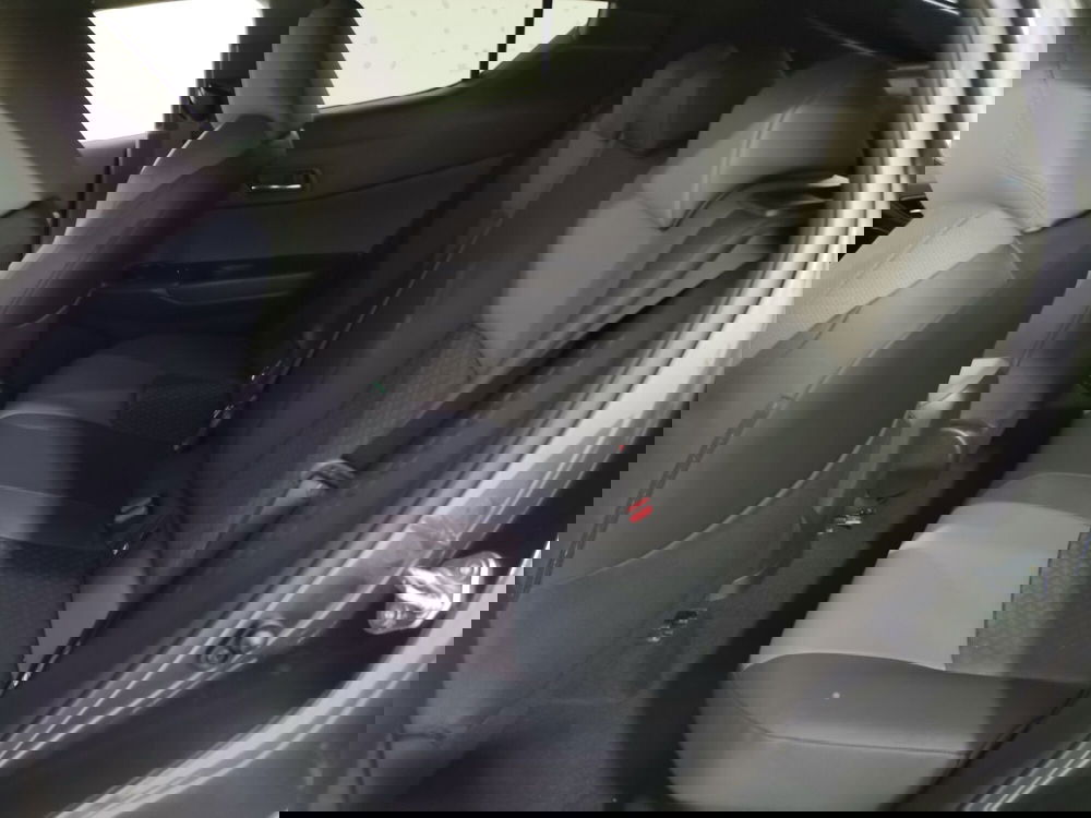 Toyota Toyota C-HR nuova a Salerno (10)