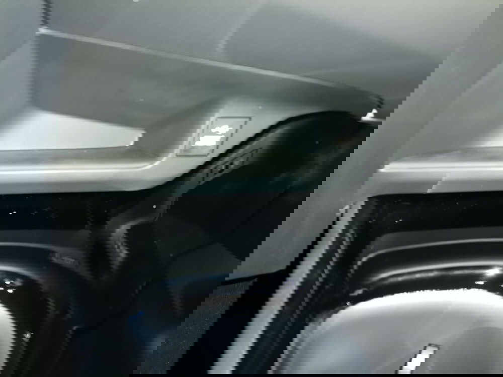 Toyota Toyota C-HR nuova a Salerno (18)