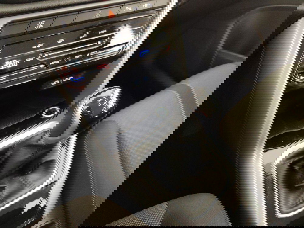 Volkswagen T-Roc usata a Massa-Carrara (11)