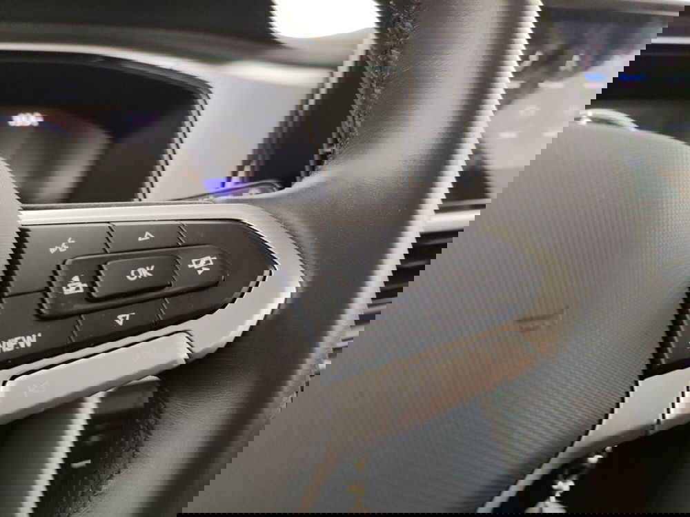 Volkswagen T-Roc usata a Massa-Carrara (13)