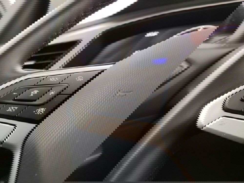 Volkswagen T-Roc usata a Massa-Carrara (14)