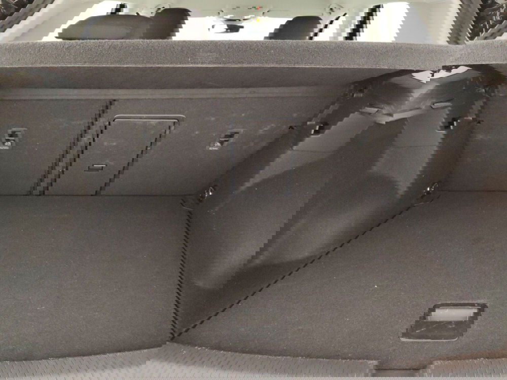 Volkswagen T-Roc usata a Massa-Carrara (16)