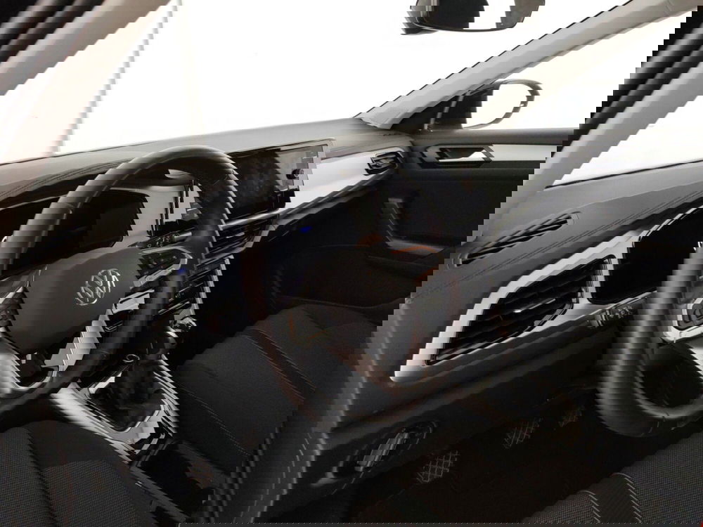 Volkswagen T-Roc usata a Massa-Carrara (8)