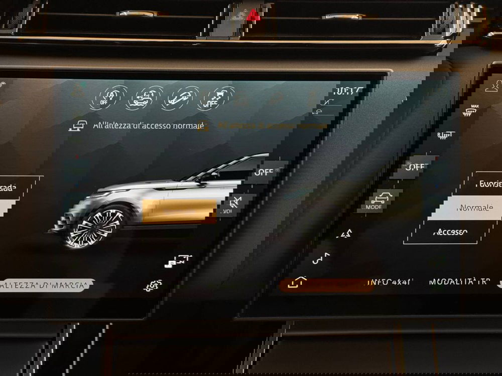 Land Rover Range Rover Velar usata a Savona (12)