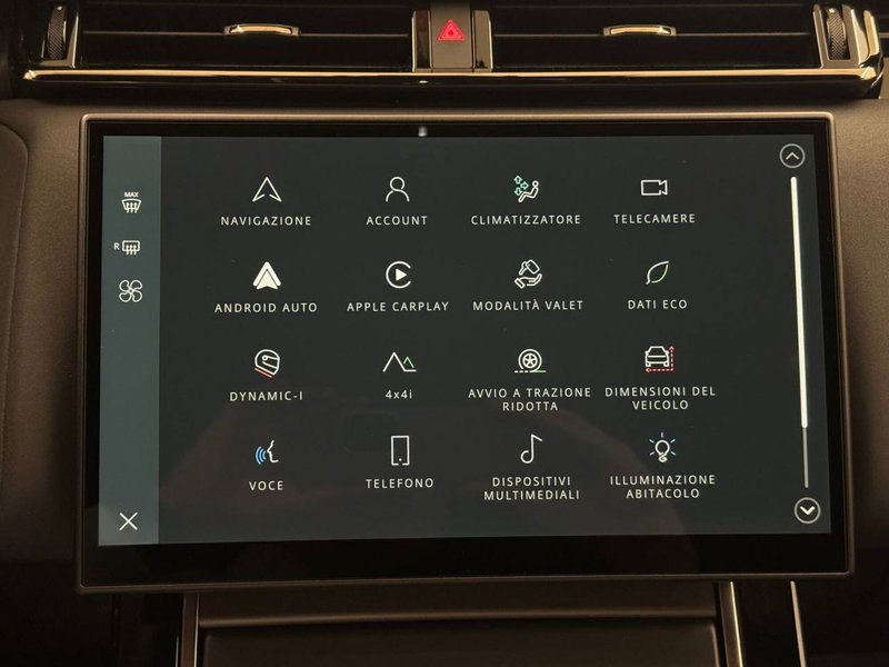 Land Rover Range Rover Velar usata a Savona (13)