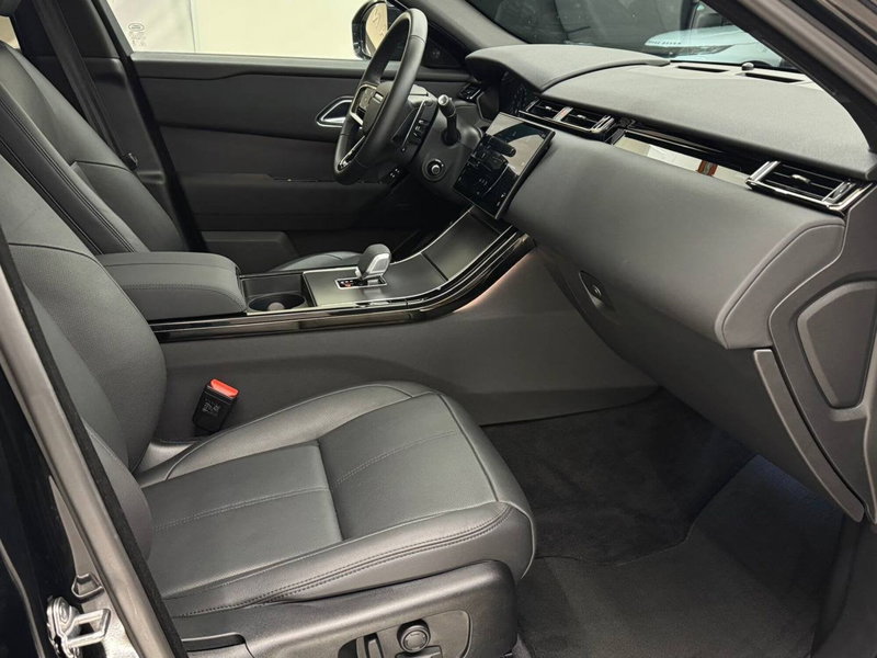 Land Rover Range Rover Velar usata a Savona (3)