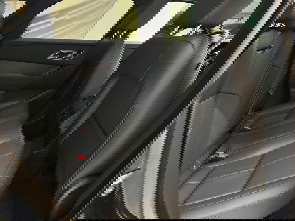 Land Rover Range Rover Velar usata a Savona (5)