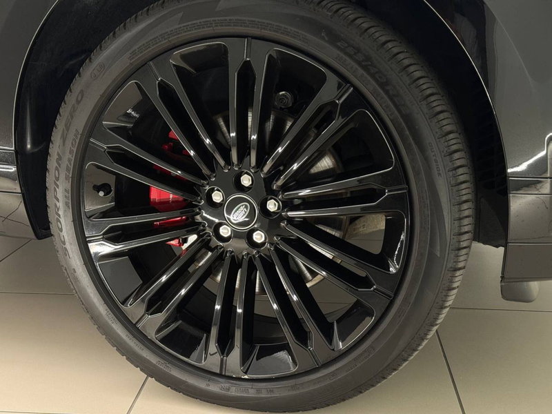 Land Rover Range Rover Velar usata a Savona (9)