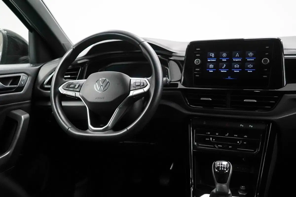 Volkswagen T-Roc usata a Varese (11)