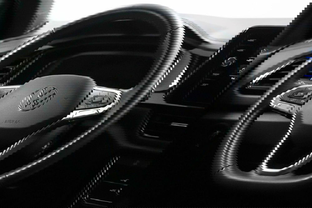 Volkswagen T-Roc usata a Varese (12)