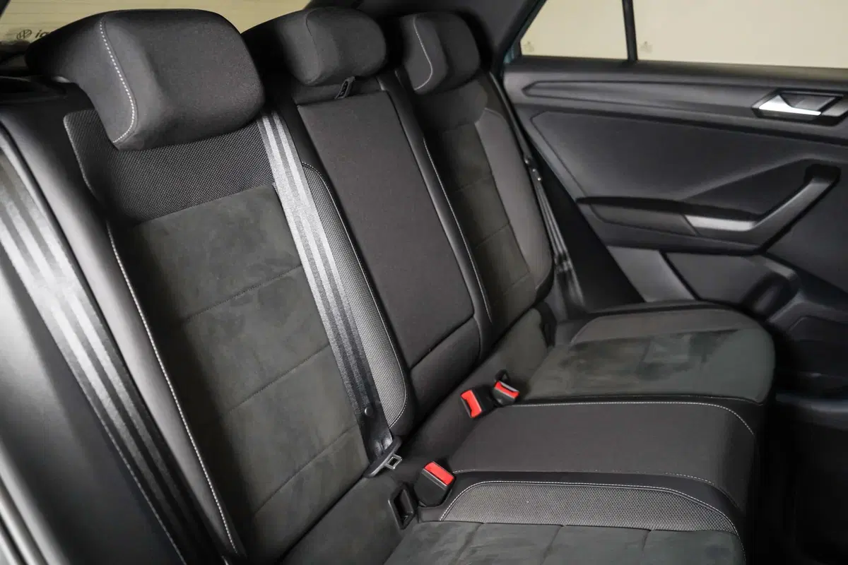Volkswagen T-Roc usata a Varese (14)
