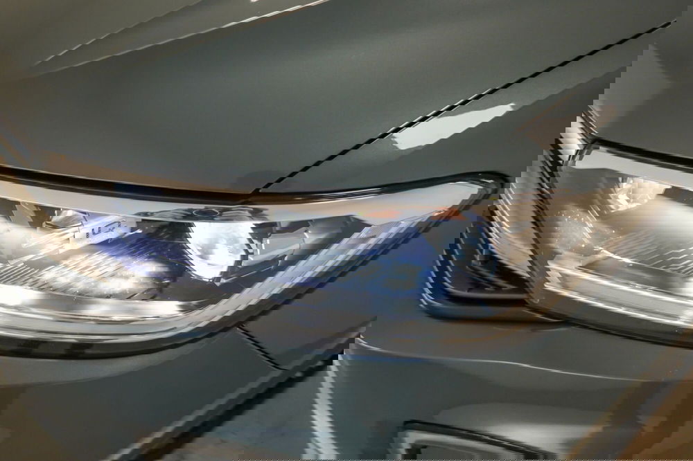 Volkswagen T-Roc usata a Varese (8)