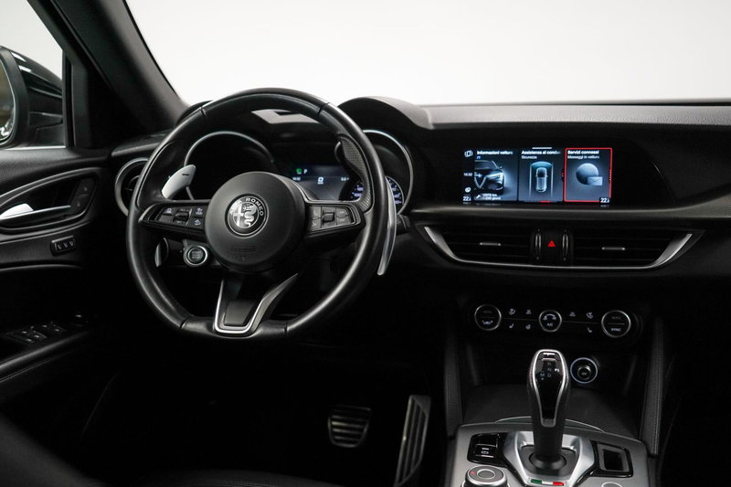 Alfa Romeo Stelvio usata a Varese (11)