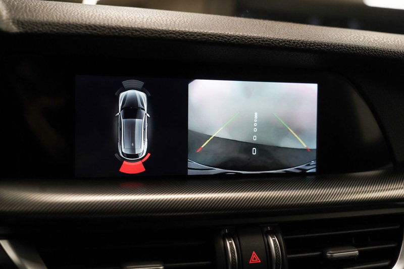 Alfa Romeo Stelvio usata a Varese (16)