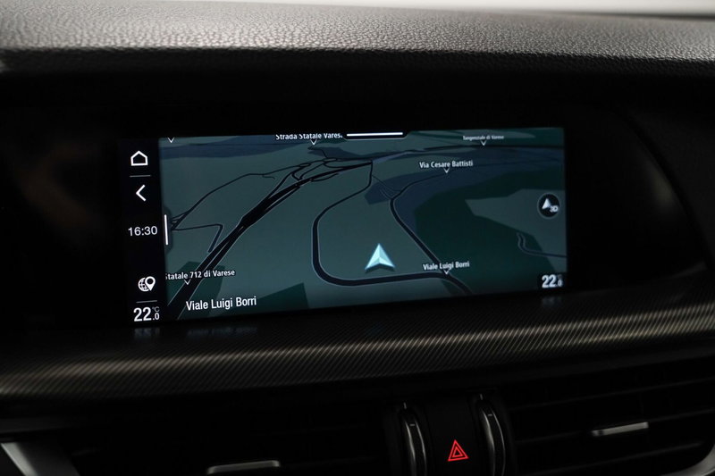 Alfa Romeo Stelvio usata a Varese (17)