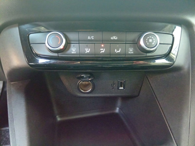 Opel Corsa usata a Brescia (16)