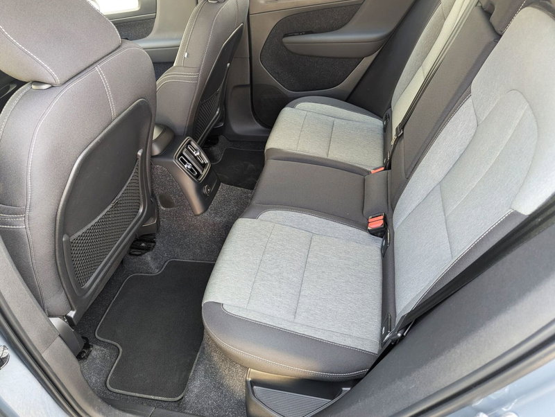 Volvo XC40 usata a Pescara (8)