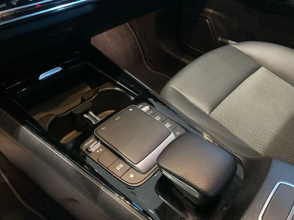 Mercedes-Benz GLA SUV usata a Firenze (20)