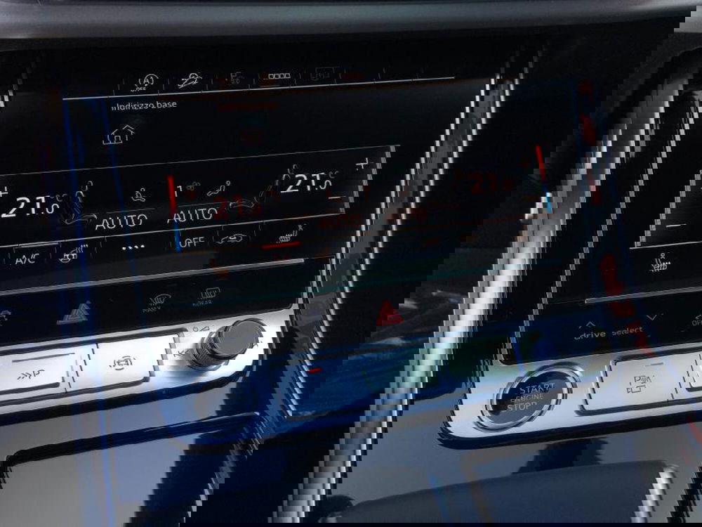 Audi Q8 nuova a Cuneo (18)