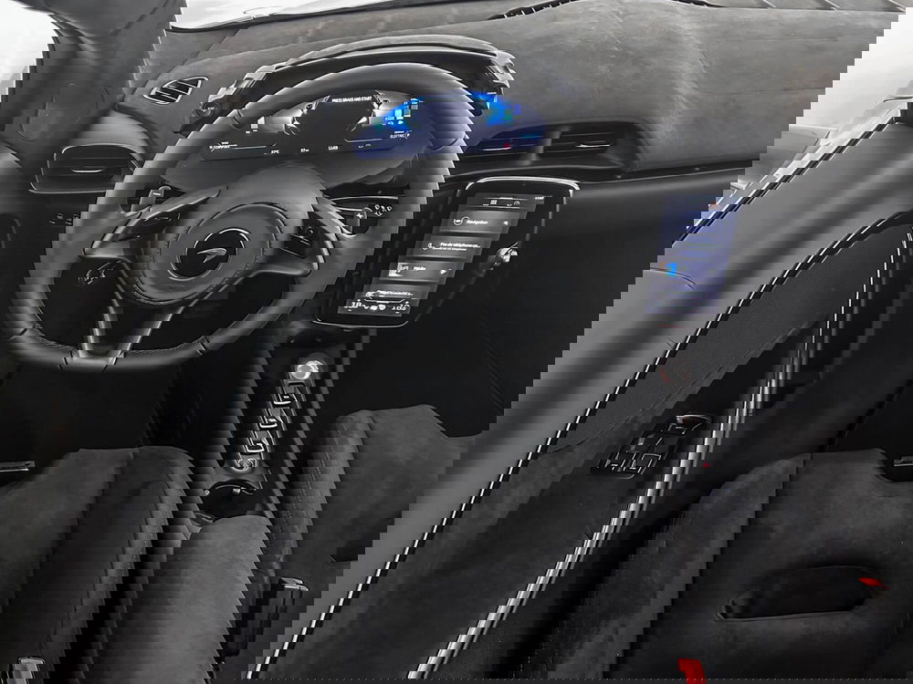 McLaren Artura Cabrio nuova a Milano (12)