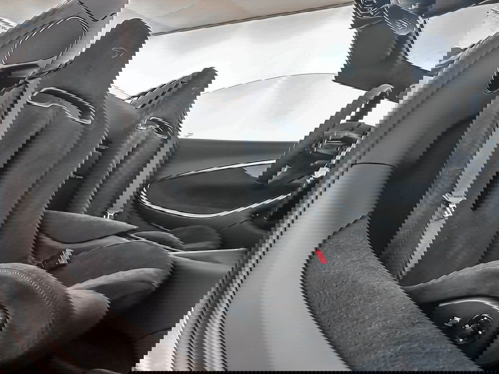 McLaren Artura Cabrio nuova a Milano (13)