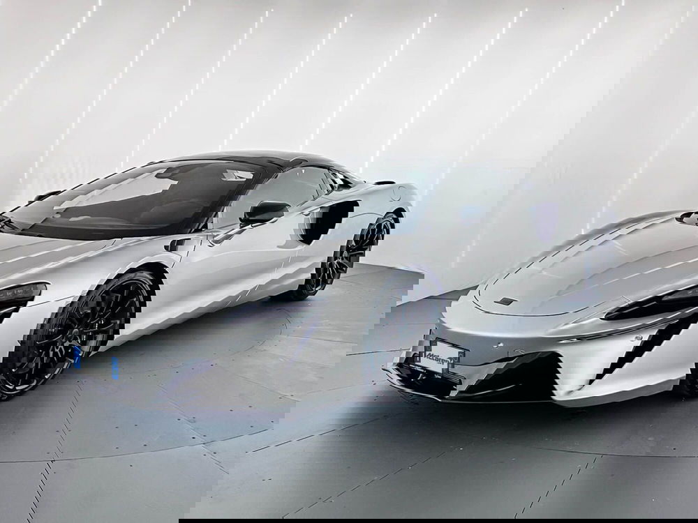 McLaren Artura Cabrio nuova a Milano (4)