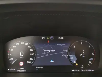 Volvo XC40 D3 AWD Geartronic Momentum Core del 2019 usata a Modena