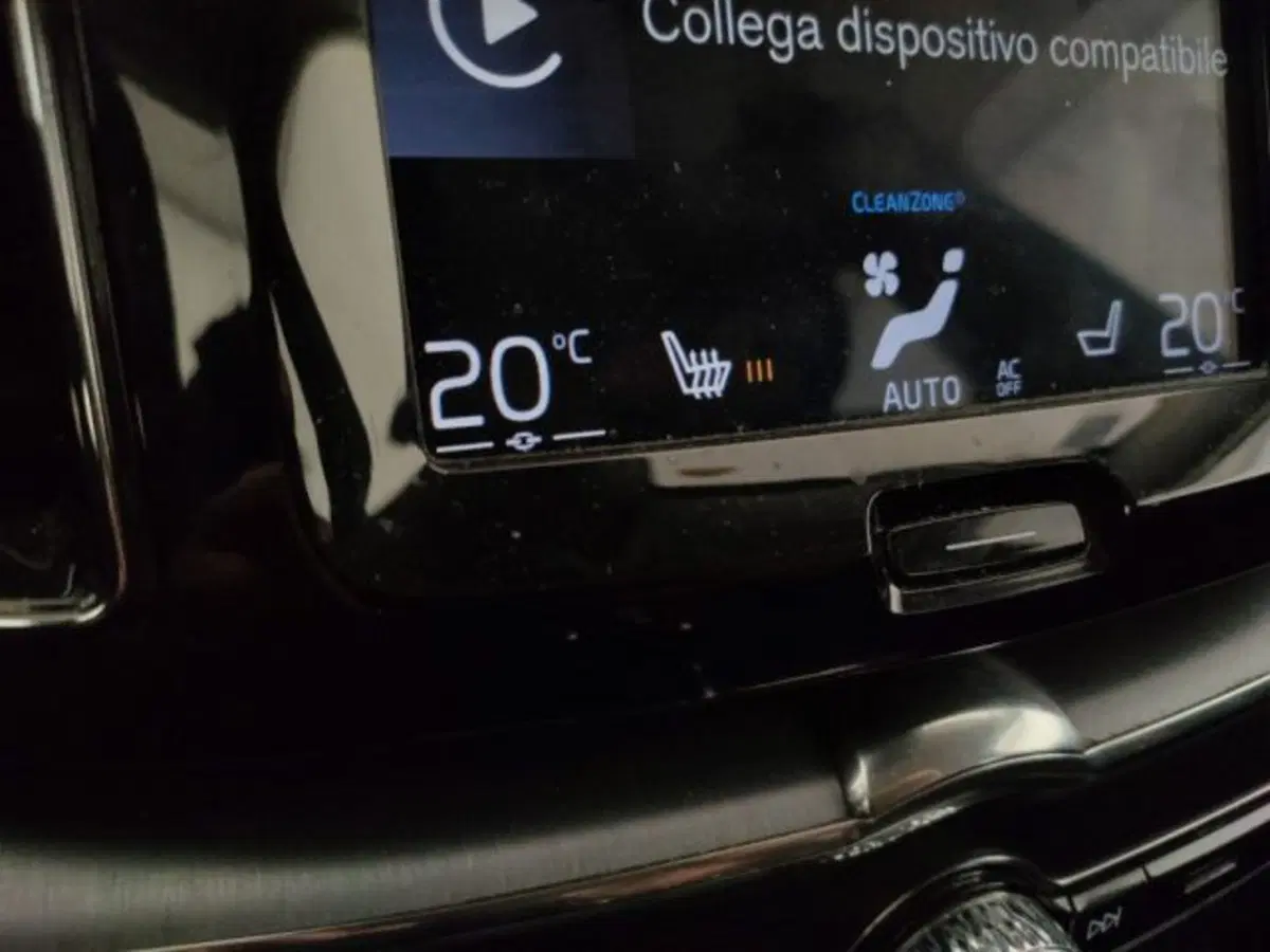 Volvo XC60 usata a Modena (15)